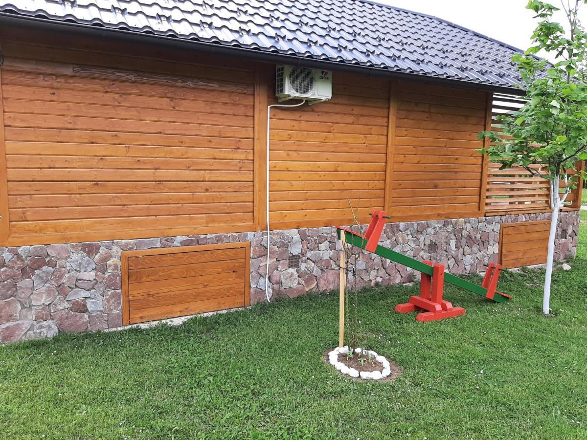 Bihać Wooden House Ripacヴィラ エクステリア 写真