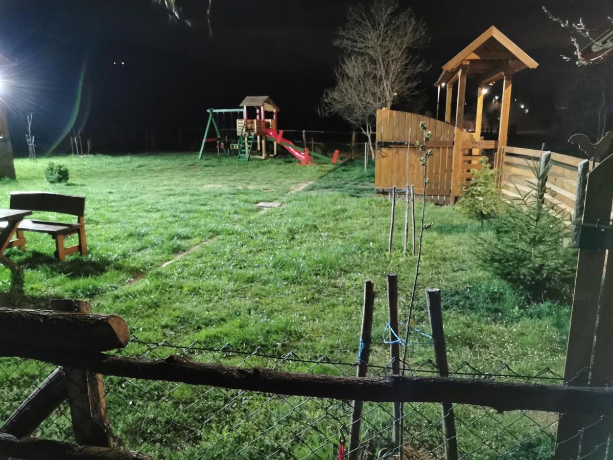 Bihać Wooden House Ripacヴィラ エクステリア 写真
